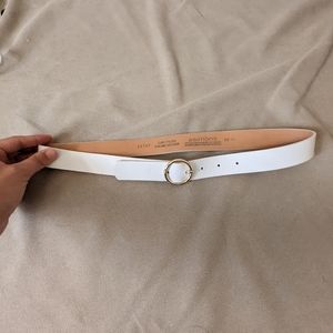 NWOT | Simons White Belt | Size XS